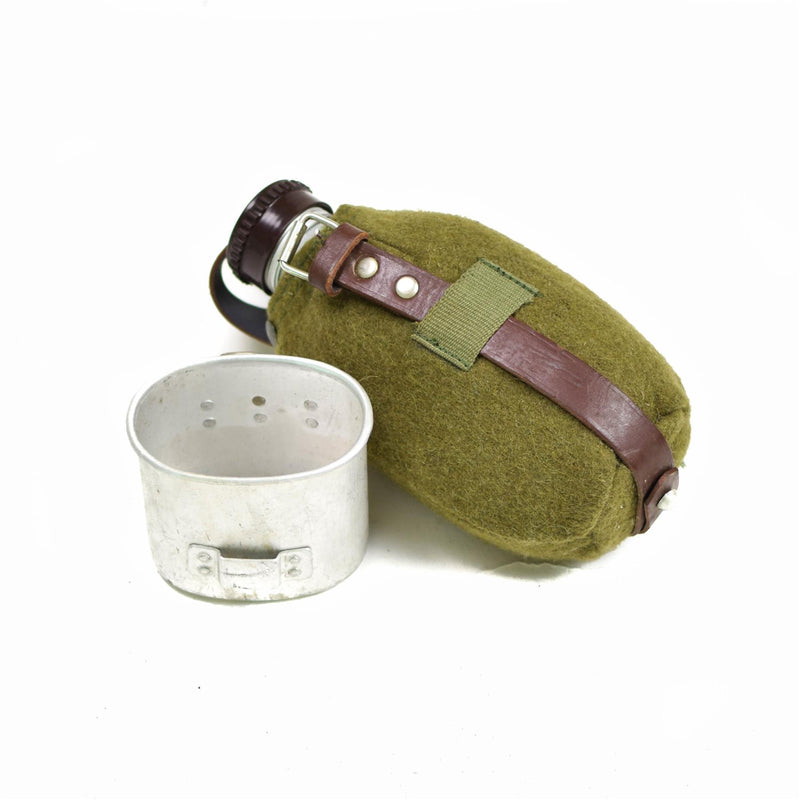 Genuine Romanian army canteen cup felt cover vintage retro Waterbottle Like new