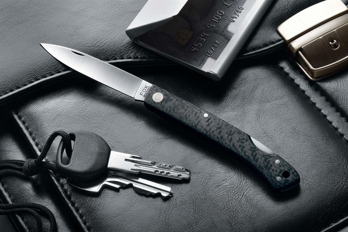 Fox Knives Brand Italy folding knife stainless steel 440C Carbon fiber handle