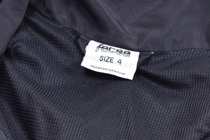 Close-up of size 4 label inside Genuine Austrian Army Training Tracksuit Top Jacket in olive green fabric.