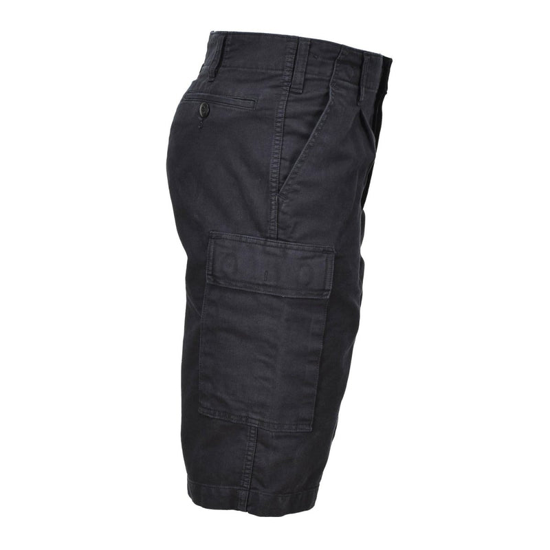 Black Leo Kohler military bermuda shorts with cargo pockets, knee-length and durable for tactical and outdoor use.