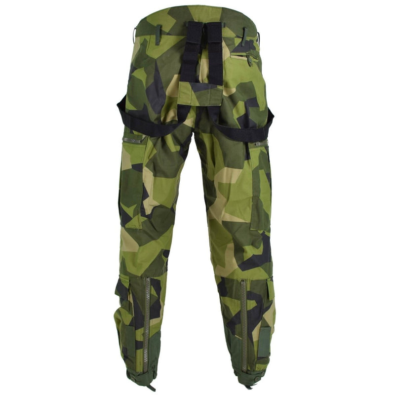 Original Swedish military thermal tanker pants in M90 Splinter camouflage with suspenders and secure pockets